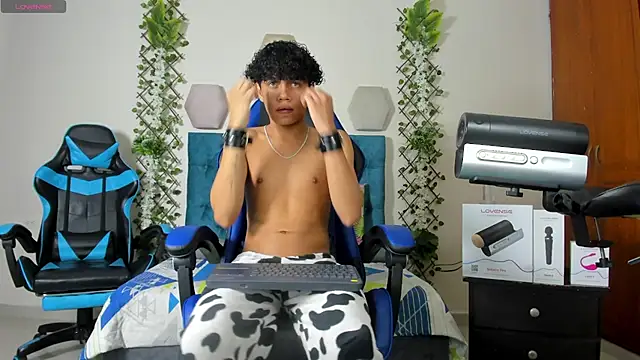  taylor black online show from September 30, 9:31 pm