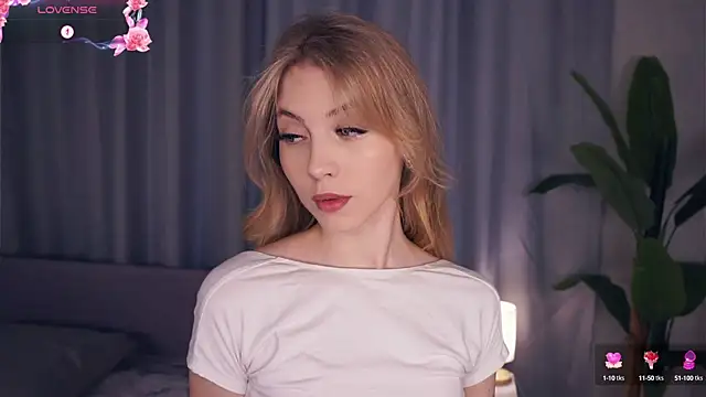 Snapshot of VeronaBench chatting on October 11, 5:17 am VeronaBench online show from October 11, 5:17 am