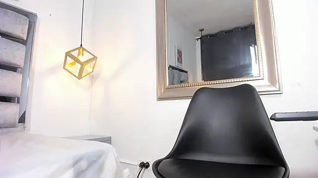 Snapshot of lianfox_ chatting on October 24, 12:34 pm lianfox online show from October 24, 12:34 pm