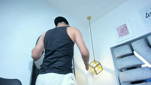 lianfox  online show from February 2, 12:37 pm