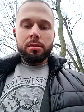 Snapshot of Barber33zk chatting on November 11, 6:02 am Barber33zk online show from November 11, 6:02 am