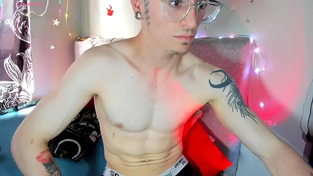 puepleholly online show from March 27, 8:30 pm