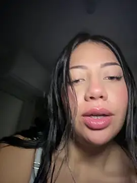 Snapshot of MissCat_ chatting on July 21, 9:22 am MissCat online show from July 21, 9:22 am