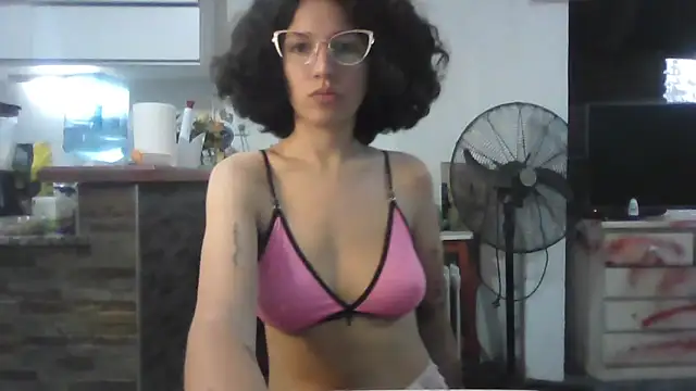 loliporomero online show from October 27, 2:48 am