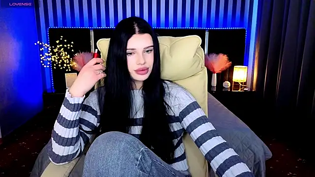 Neyla Charm online show from March 29, 1:00 pm