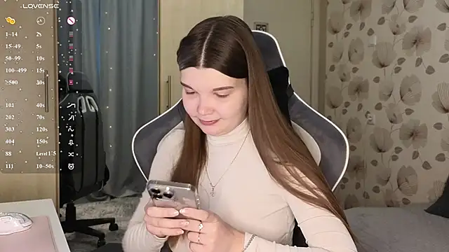  cute ice online show from May 7, 7:58 am