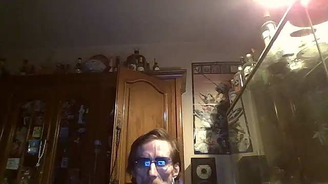 Snapshot of zipman92 chatting on January 6, 6:22 pm zipman92 online show from January 6, 6:22 pm