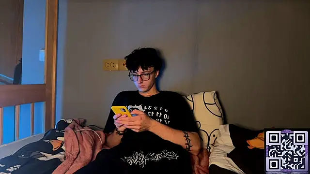 8goat online show from October 18, 10:43 pm