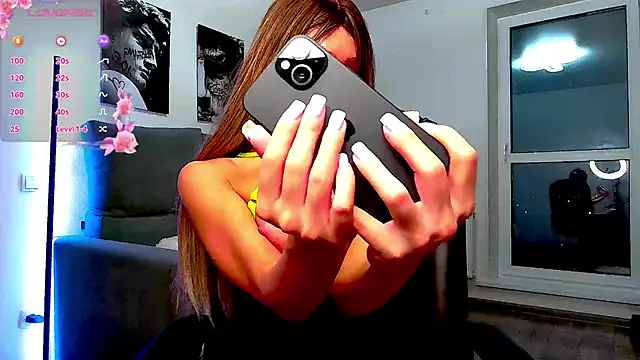 Snapshot of Lisa_Shultz chatting on March 23, 3:05 pm Lisa Shultz online show from March 23, 3:05 pm