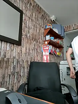 moorejhosua online show from September 24, 7:39 pm