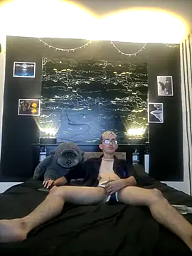 moorejhosua online show from October 1, 2:28 am