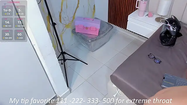 Snapshot of hinata_dolly chatting on September 27, 8:30 am hinata dolly online show from September 27, 8:30 am