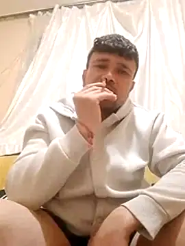 nihattttttttttttttt online show from April 2, 9:01 pm