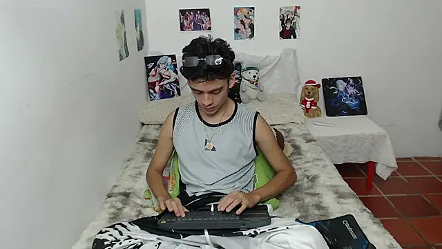 Snapshot of Rimuru17 chatting on January 11, 3:22 am Rimuru17 online show from January 11, 3:22 am