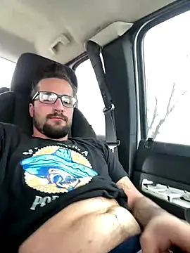 Snapshot of Lilbig_24 chatting on November 25, 6:08 pm Lilbig 24 online show from November 25, 6:08 pm