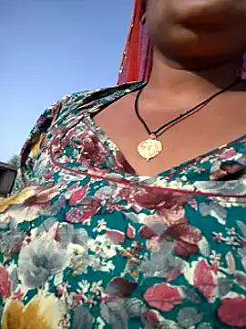 aunty sumy online show from May 8, 2:06 am
