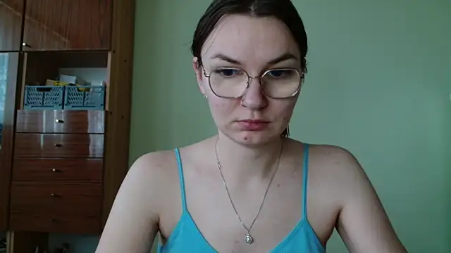 LooveELLYx online show from October 24, 6:43 am