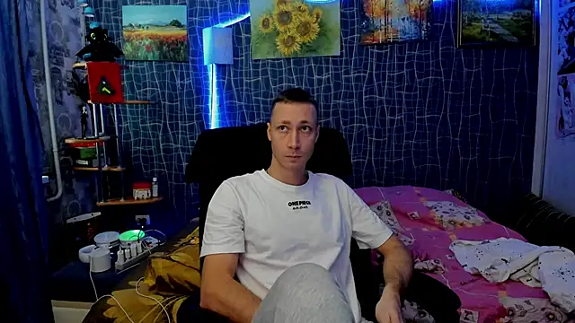 CuteBoy228 online show from January 6, 11:58 am