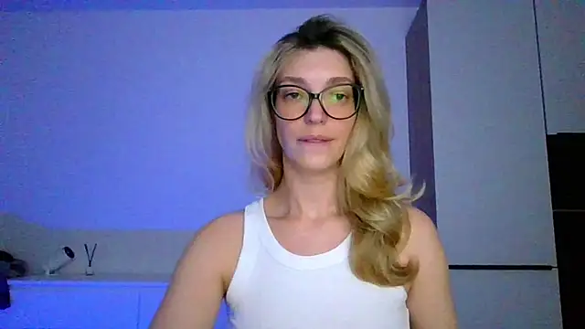 ms Adelina online show from September 8, 6:29 pm