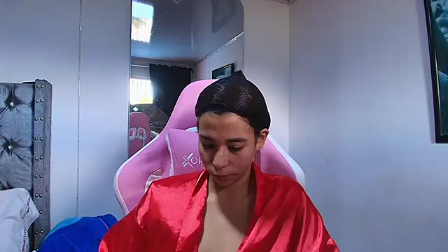 Snapshot of GraceWallace_ chatting on November 2, 8:55 pm GraceWallace online show from November 2, 8:55 pm