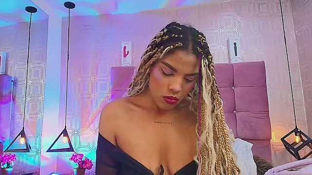 LexieBloom online show from October 7, 3:58 am