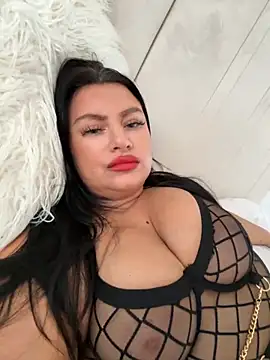 Desire-XOXOX online show from September 20, 5:03 pm