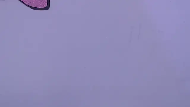 skinnykalitzo18 online show from November 24, 7:30 am