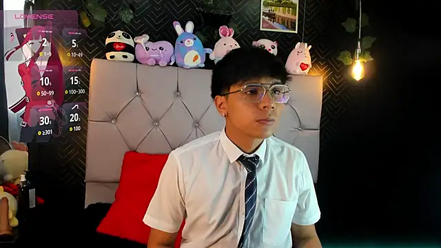 Snapshot of Thiago_Kozak chatting on September 24, 12:19 pm Thiago Kozak online show from September 24, 12:19 pm