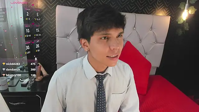 Thiago Kozak online show from November 11, 2:06 pm