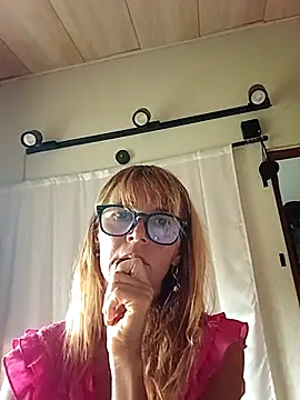 LunaNatural online show from September 22, 9:39 pm