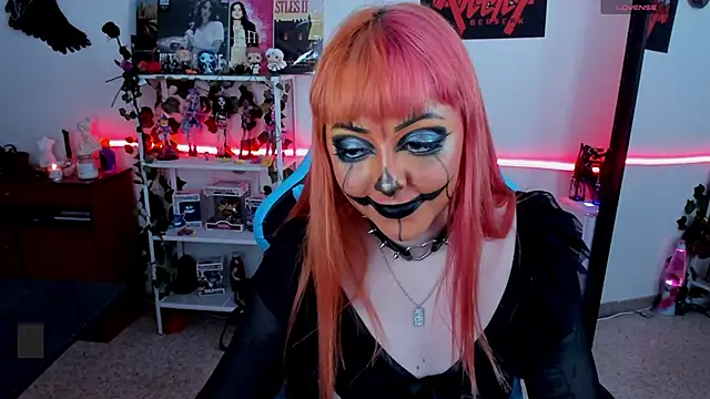 Makii 33 online show from October 10, 9:25 pm