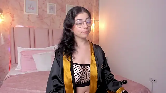 anntonella watson online show from October 6, 11:40 am