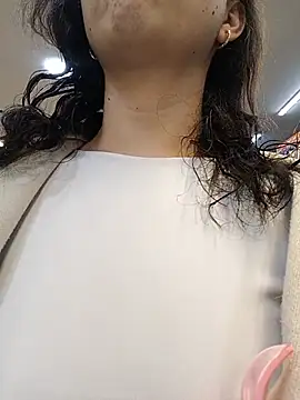 anntonella watson online show from May 15, 11:28 am