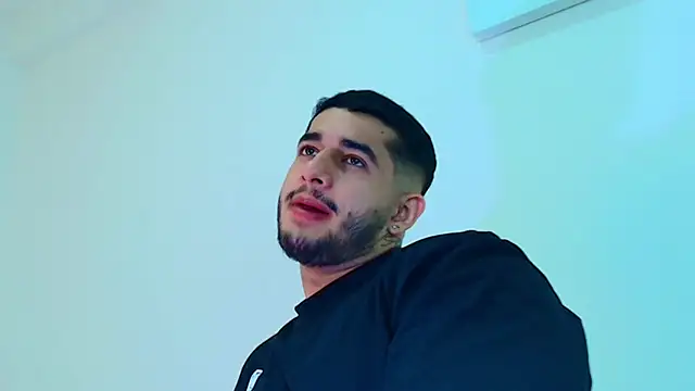 king falconer online show from February 5, 6:18 am