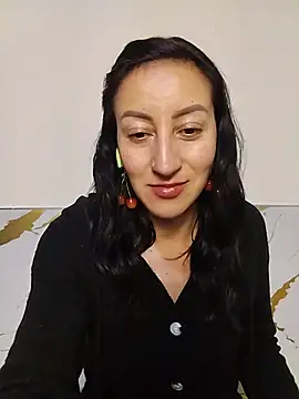 Oriana111 online show from May 12, 1:14 am