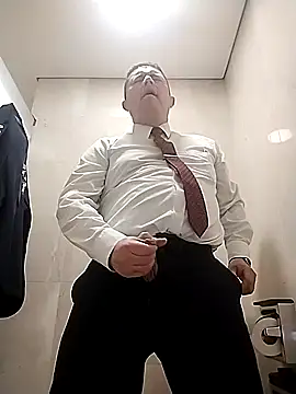 BigCristh79 online show from October 14, 12:00 am