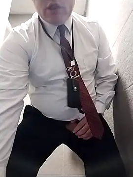 Snapshot of BigCristh79 chatting on March 8, 8:45 pm BigCristh79 online show from March 8, 8:45 pm