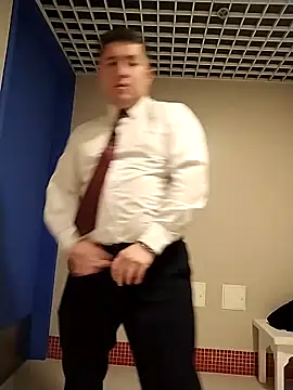 Snapshot of BigCristh79 chatting on March 22, 2:15 am BigCristh79 online show from March 22, 2:15 am