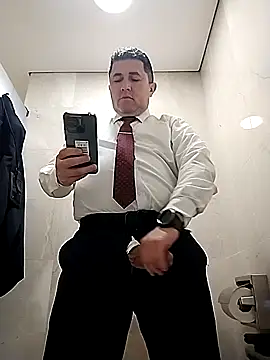 BigCristh79 online show from May 3, 1:06 pm