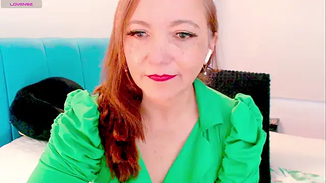 Kendraline1 online show from June 30, 7:04 pm
