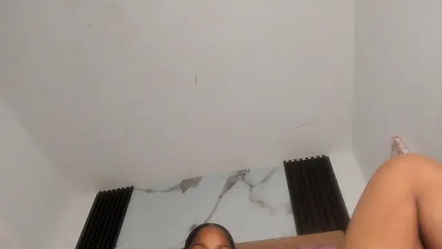 kandy bronw online show from October 1, 1:33 am