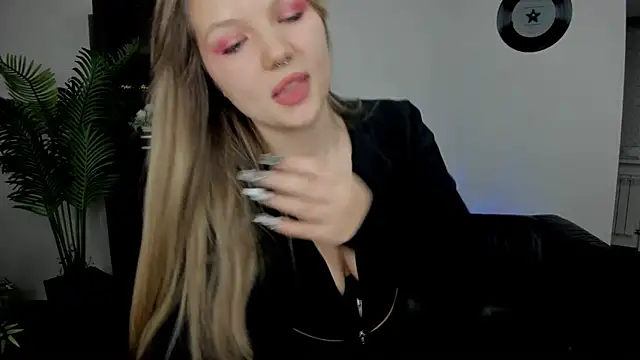 MariaRobinsone online show from October 8, 7:33 pm