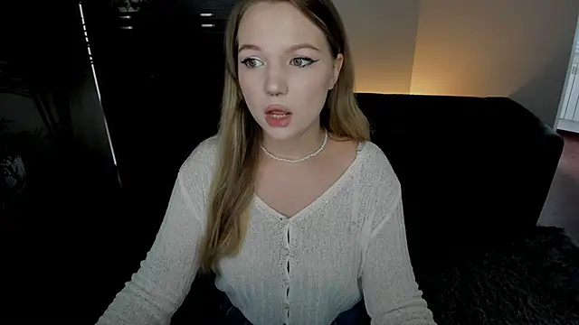 MariaRobinsone online show from October 16, 4:57 am