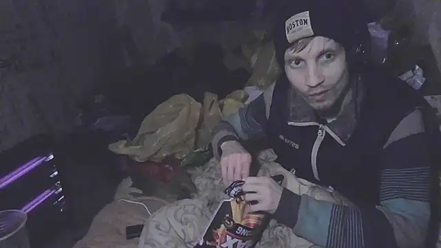 makarov1993 online show from February 18, 5:25 am