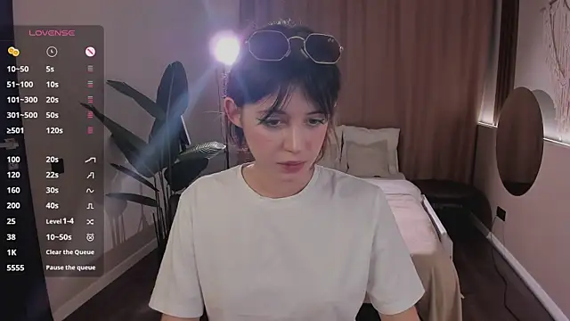 chloe dreammm online show from February 10, 12:09 pm