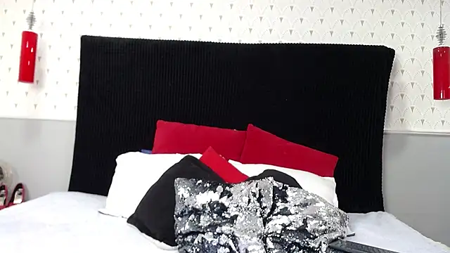 Snapshot of GyaCarpenti chatting on September 29, 7:08 pm GyaCarpenti online show from September 29, 7:08 pm