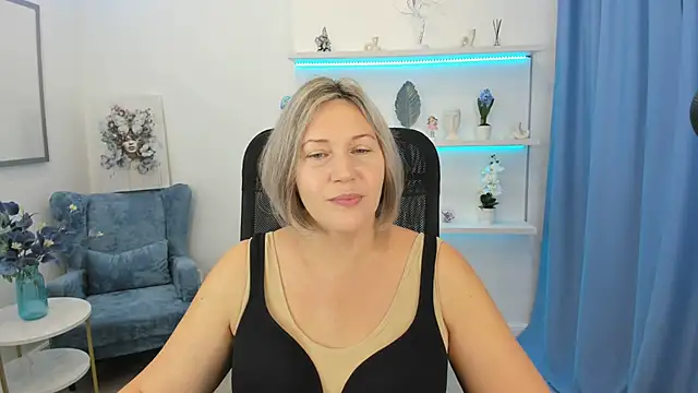 NinaStarle online show from September 24, 4:27 am