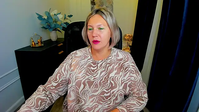 NinaStarle online show from October 3, 4:42 am