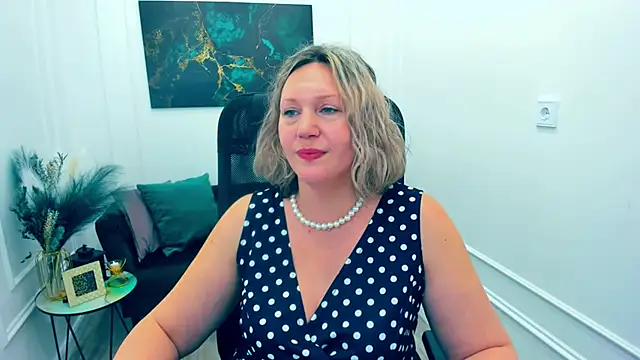 NinaStarle online show from March 21, 8:19 am