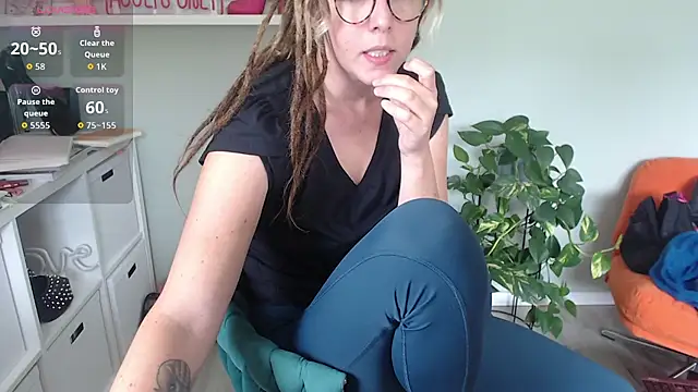 GypsyPage online show from September 17, 8:49 am